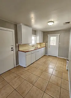 1 bed, 600 sqft, $1,100 — Photo 2