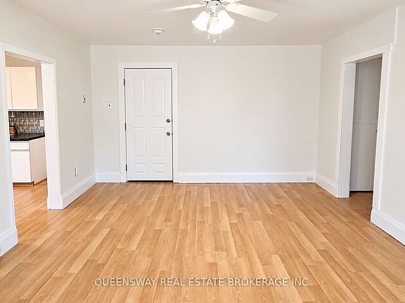 3rd image of 73 Mary St #2