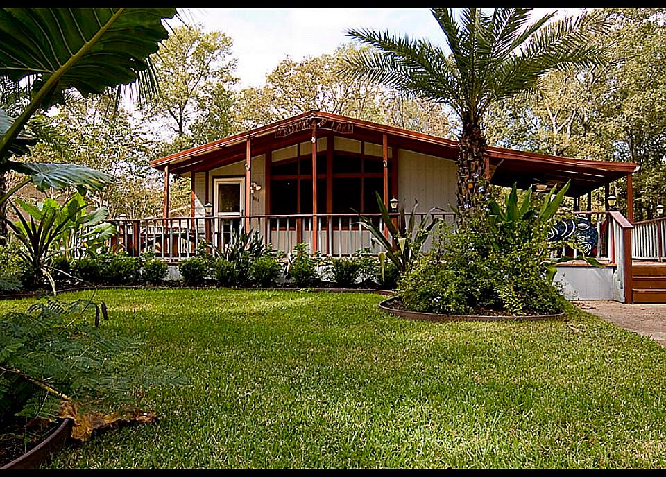 1st image of 311 Windwood Dr