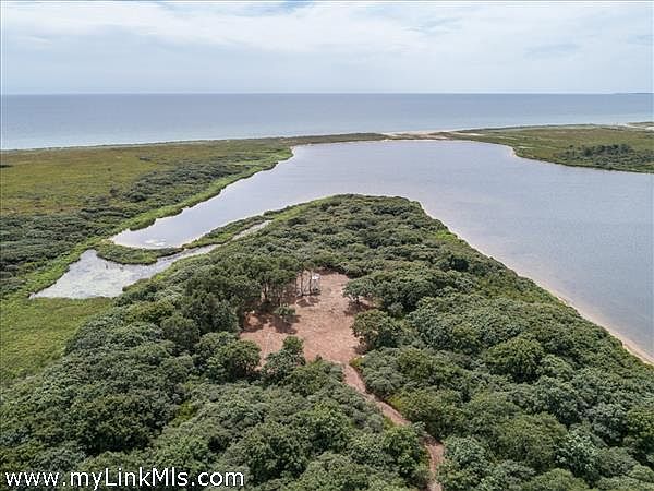 South Shore Martha's Vineyard building site
