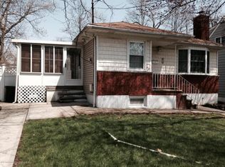 319 Robinson Ave, Staten Island, NY 10312
