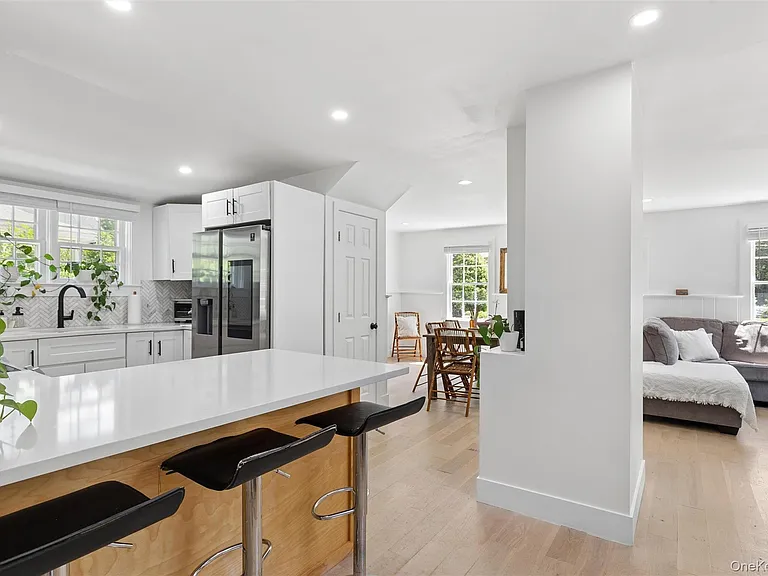 243 Sunset Ave — Photo 11