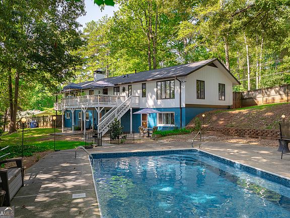 3rd image of 4861 Millen Dr SE