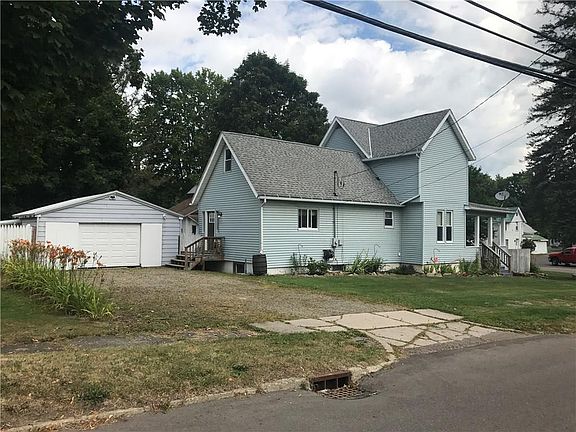 2nd image of 84 Pleasant St