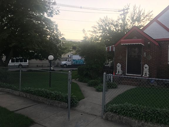 3rd image of 18305 Fonda Ave