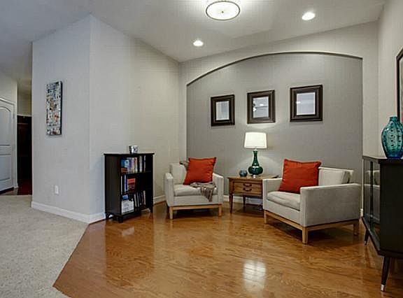 5th image of 2917 Mason Ln