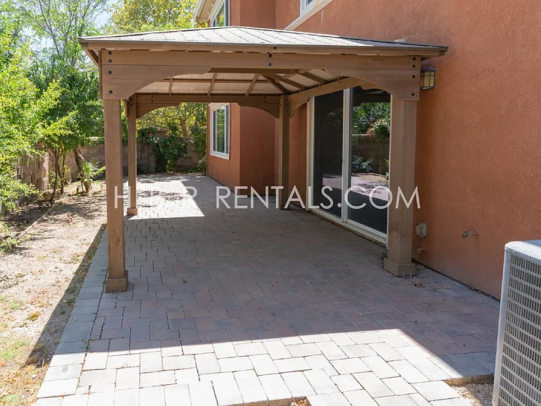 1496 Dairy Dr — Photo 33