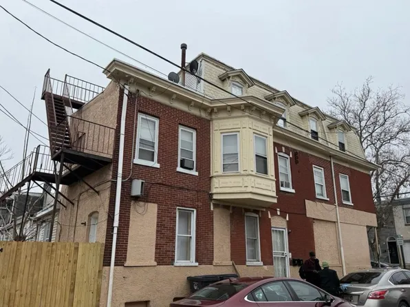 940 N Spruce St APT 2, Wilmington, DE 19801