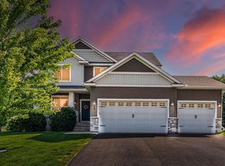 625 Kadler Ave NE, Hanover, MN 55341