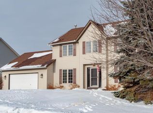 17463 Homestead Trl, Lakeville, MN 55044