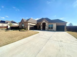 1310 Cecilia Ct, Arlington, TX 76002