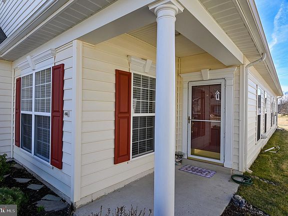 4th image of 135 Harmony Way