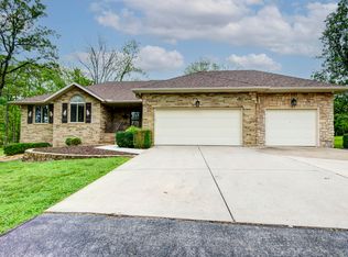 124 Oak Tree Cir, Ozark, MO 65721