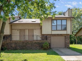 313 University Ave, Belleville, IL 62221