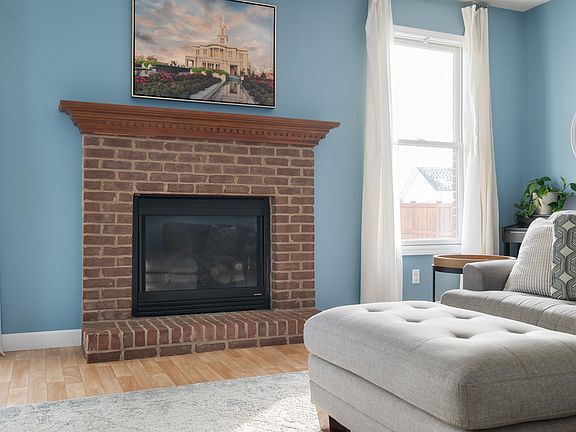 5th image of 9501 W Thurston Ct
