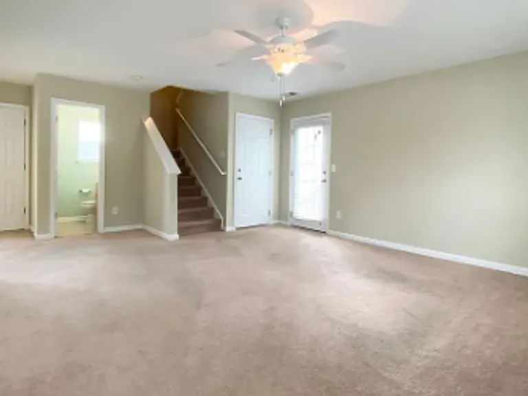 537 S Bull St — Photo 2