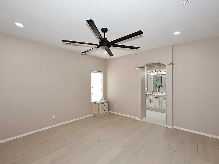 36950 W Mondragone Ln — Photo 33