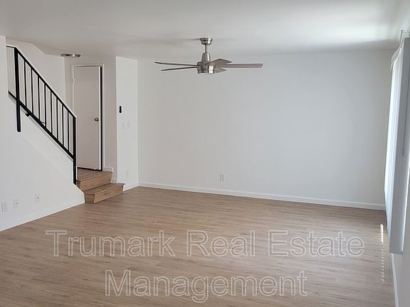 2nd image of 1122 E Elk Ave APT 121