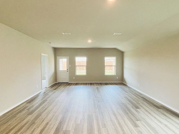 5th image of 4237 Trickling Creek Ln