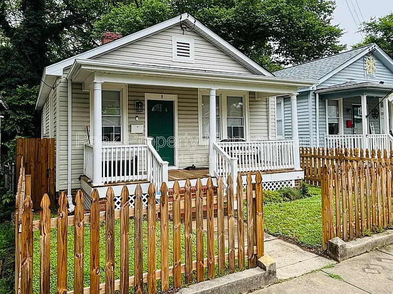 9 W Broad Rock Rd — Photo 2
