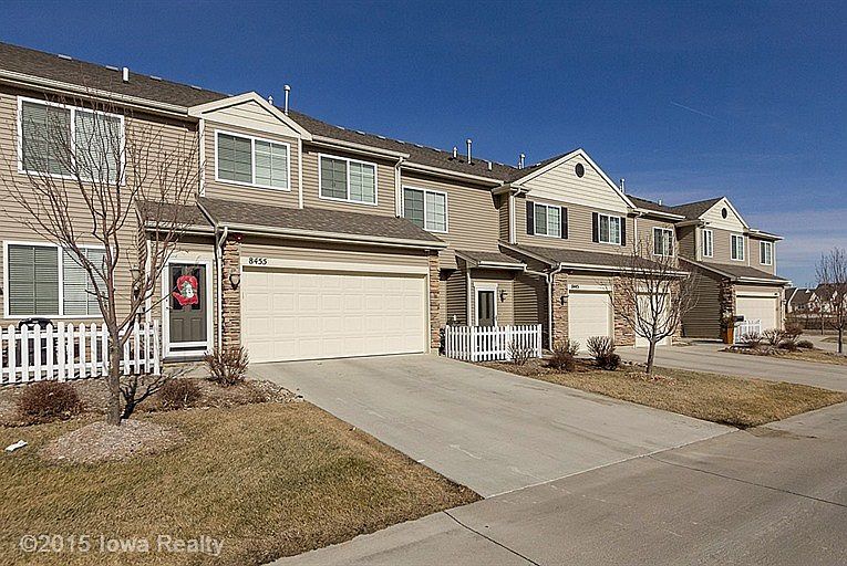 1st image of 8455 Boulder Dr