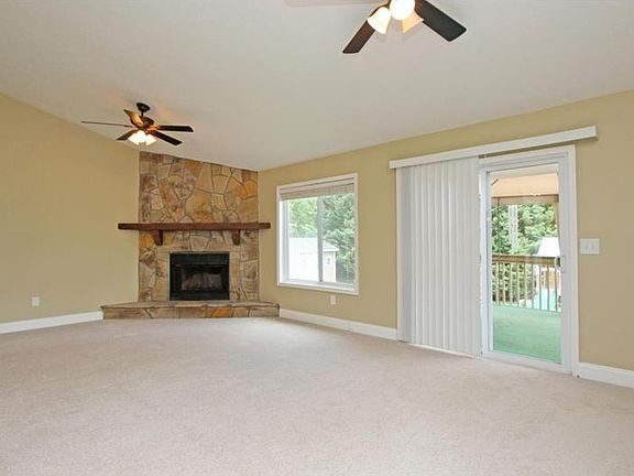 4th image of 5086 Ravenwood Dr