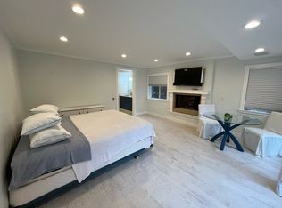 729 Saint James Rd #B, Newport Beach, CA 92663