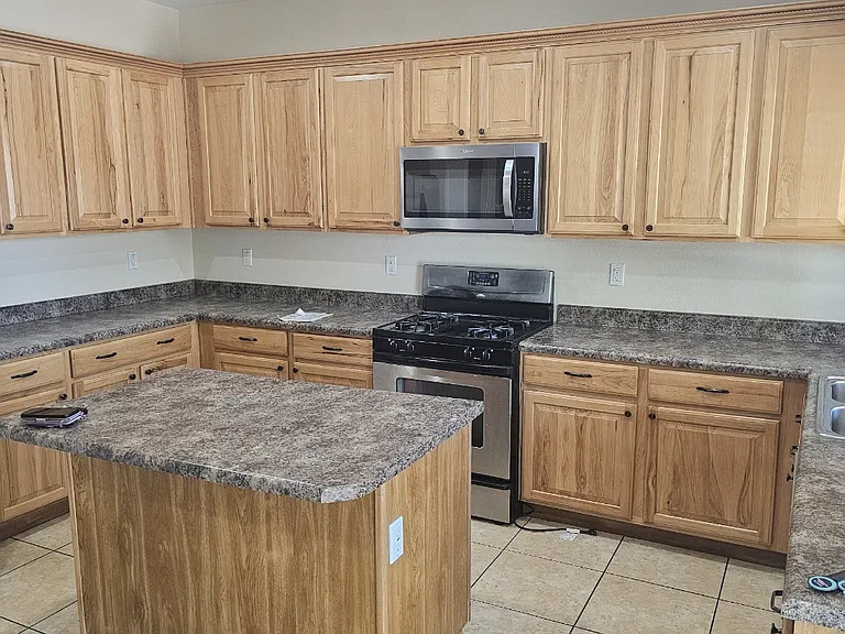44304 W Vineyard St — Photo 5