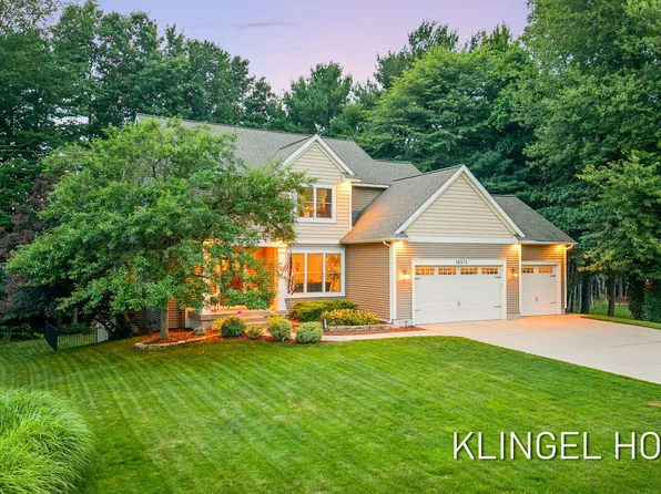 16373 W Willow Dr, Spring Lake, MI 49456