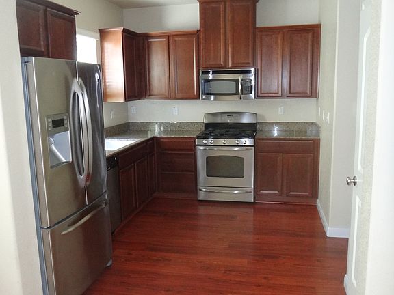 2nd image of 225 Chambord Way #225