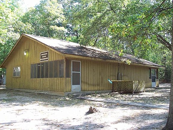2nd image of 15786 Forest Dr