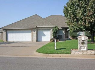 437 Palo Verde Dr, Yukon, OK 73099