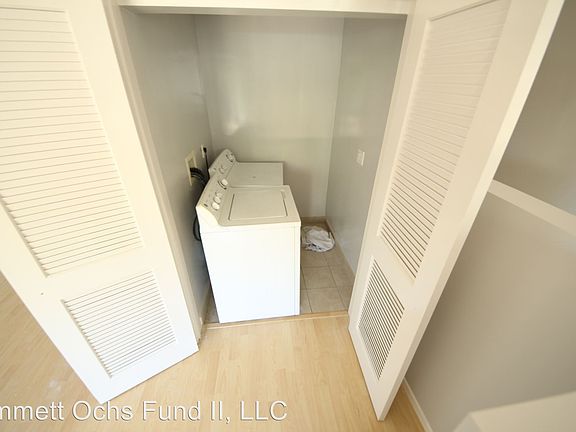 4th image of 1256 Granville Ave APT 1