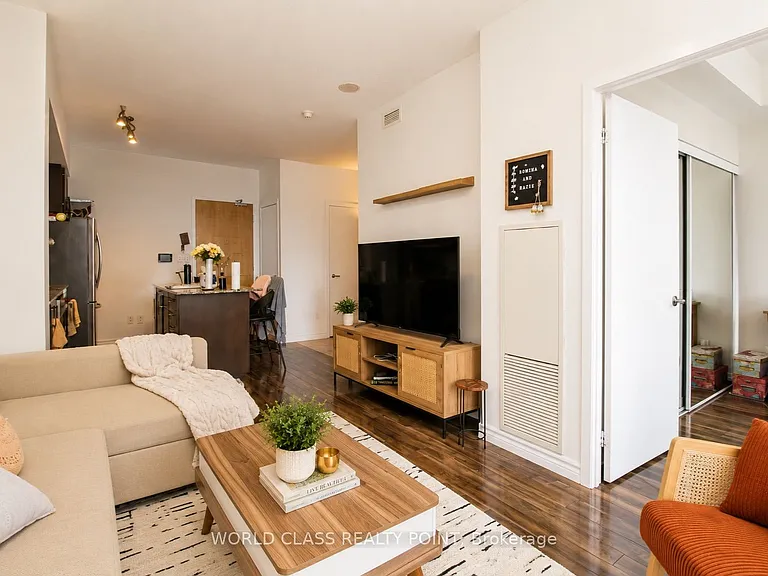 55 Bremner Blvd #1308 — Photo 7