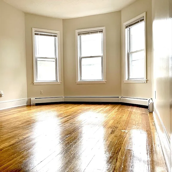 20 Boylston St #4 — Photo 1