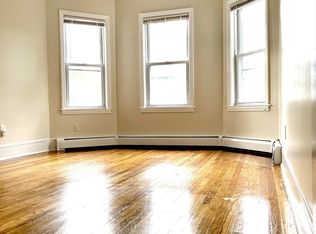 20 Boylston St APT 4, Lowell, MA 01852