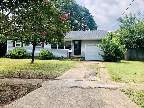 2nd image of 8244 Baywood Dr