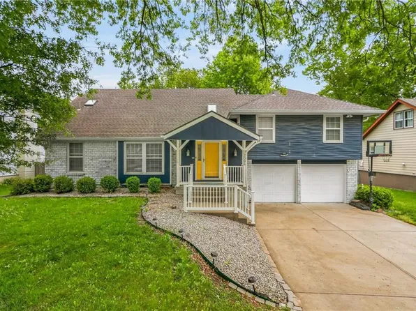 7209 N Woodland Ave, Gladstone, MO 64118