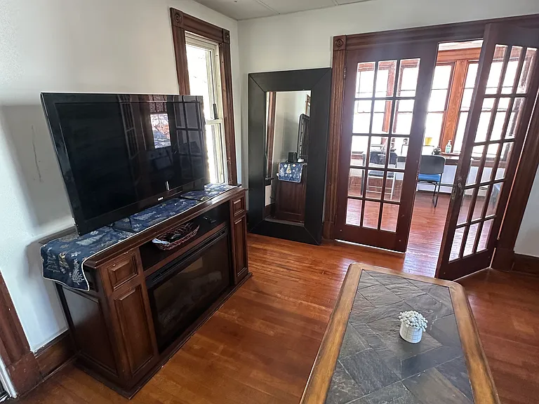 42 Platt St #2 — Photo 2