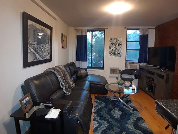 3rd image of 41 E 1st St APT 6W