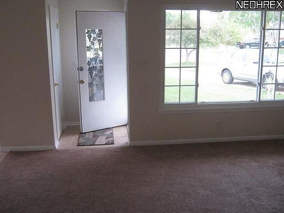 4th image of 5930 Scarlet Oak Dr