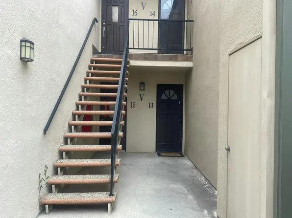 24431 Trevino Dr Unit V13, Santa Clarita, CA 91355