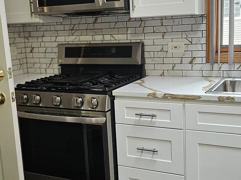 112 E Quincy St #2 — Photo 11