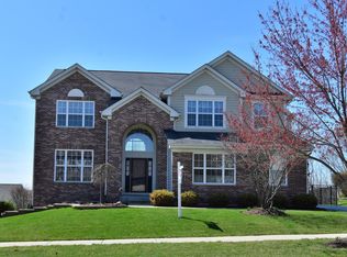 2939 Kelly Dr, Elgin, IL 60124