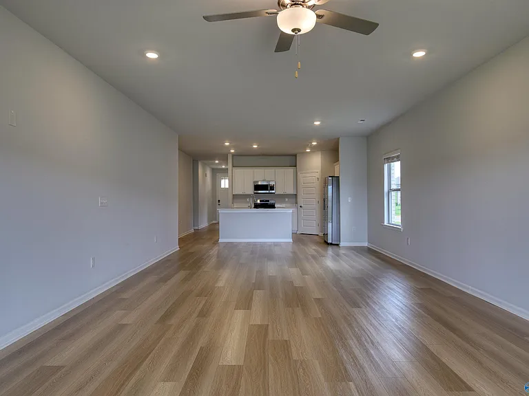 112 Willow Rose Ln — Photo 8