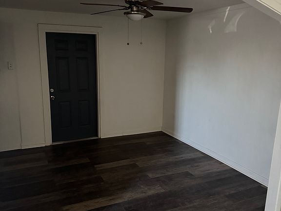 5th image of 1209 Cunningham Dr