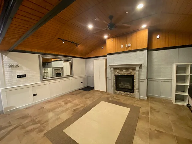 Studio, 800 sqft, $1,495 — Photo 3