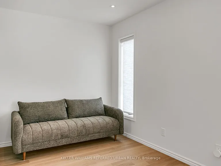101R Pendrith St — Photo 9