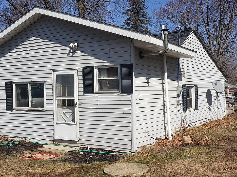 1st image of 4016 N Highland Dr