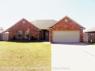 238 W Pines Way, Mustang, OK 73064